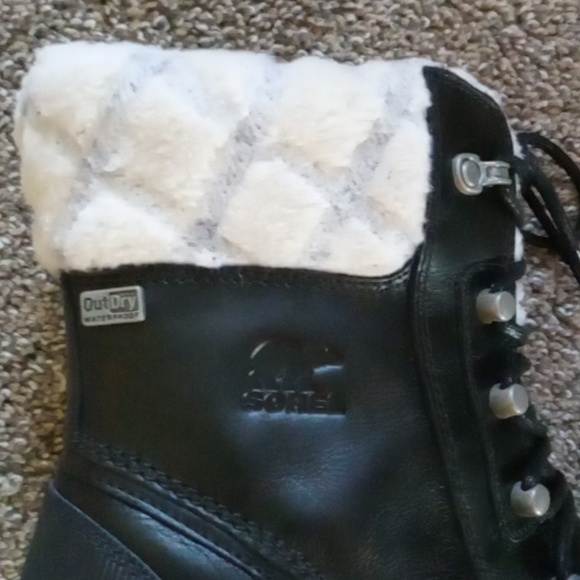 Sorel Black Whistler Mid Waterproof Leather Boots NWOB - Picture 9 of 11